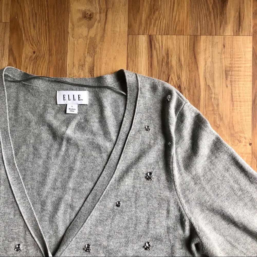 NWOT Elle Studded V-Neck Button Up Sweater